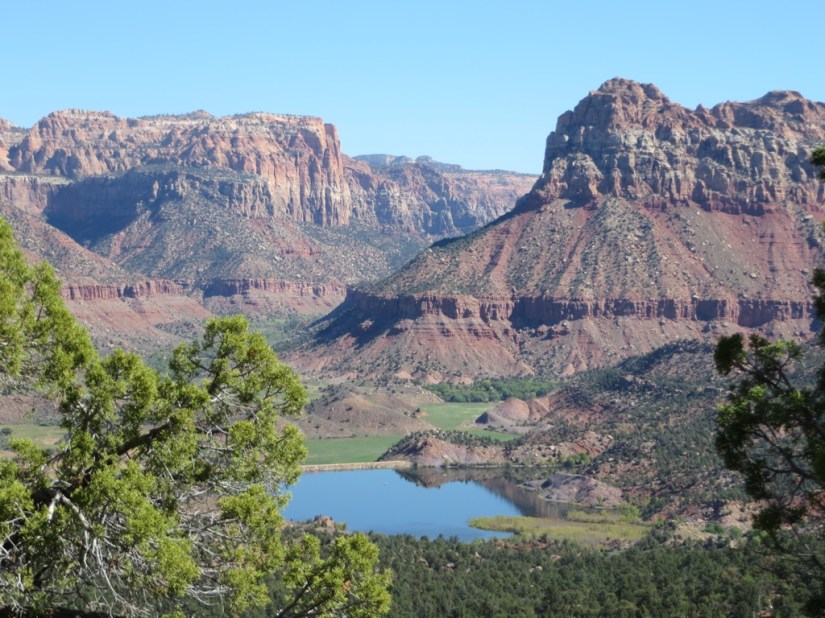 EC2BAE05-31BA-428D-8104-0B0D01BA7F49