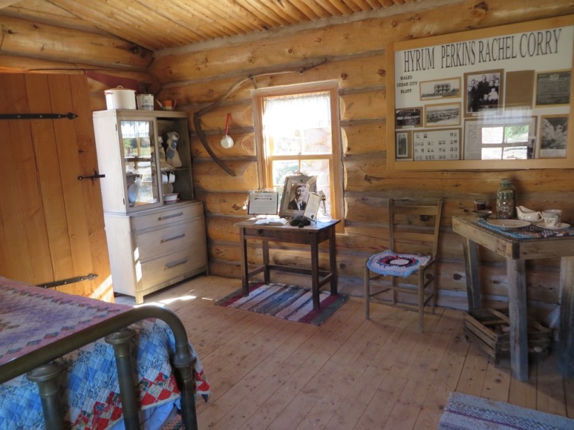 2F2C8CE2-8040-4D8F-B9C8-1B4BEE033BAB