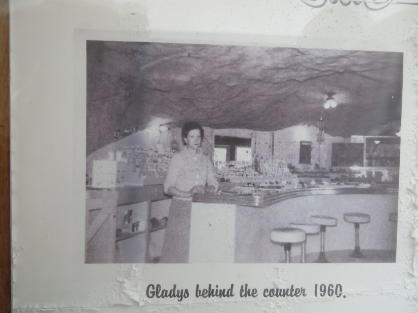 B5B94DE3-E10D-42F2-8F2F-555850687486