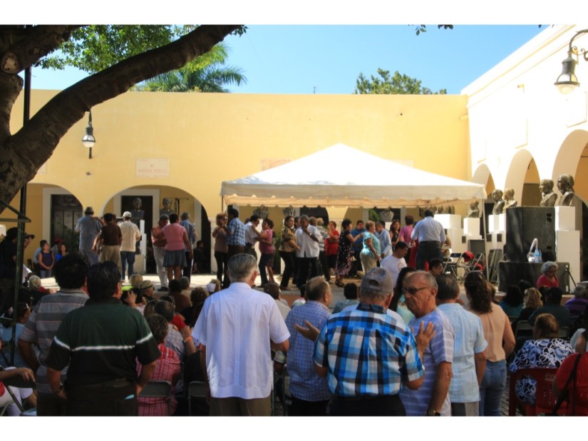 CB9C6904-1A05-4CEE-9759-3018CEED19E3