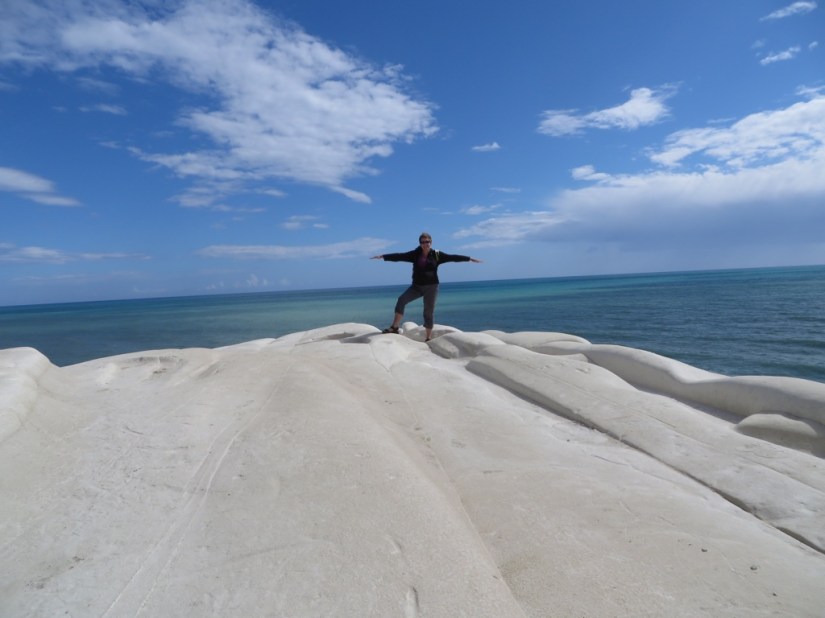 24B30989-655E-4BAB-B700-C710A5B19057