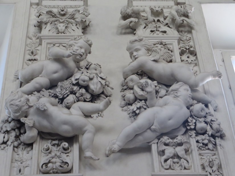 2724CC7B-2BF8-4B7E-9955-5E2F4ED71ECF