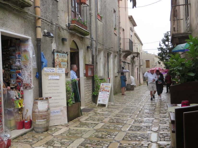 6F5DDCBF-F0A5-43E8-B065-6940E218D8CD