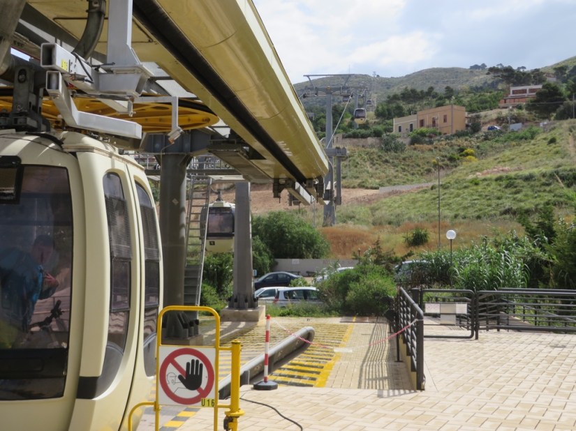 A14FEF18-8B07-4754-9886-0268FA2A3A96