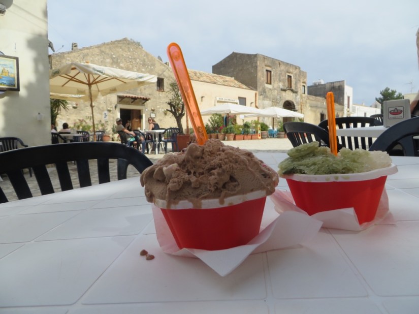 A4D8B4A7-0CC7-408D-AC5C-810C51FAB118