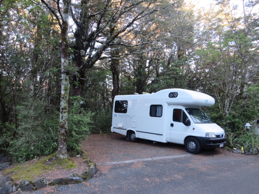 89694A5C-8858-4DE8-BBFF-B812EFC84064