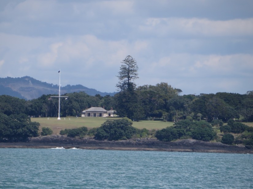 E62F49F1-C2CF-4C00-BDA9-0FAEA9AF3C66