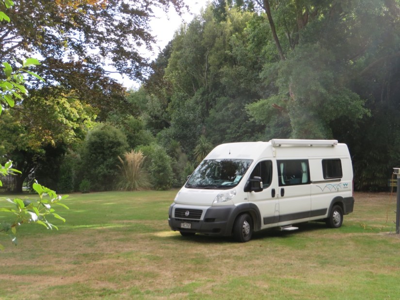 FF4A39E1-4AA7-48EB-B9A8-6E1BA28E6B21