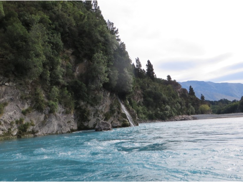 03325DC1-F035-43A8-A2D3-3341A35C64B3