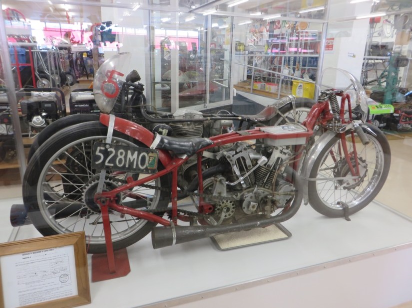 A4AFB1A1-E350-40C0-9E69-C580F6A9F5EF