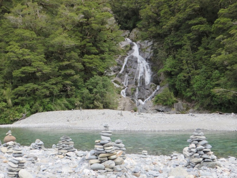 ABD6C328-44DE-46B0-B113-928A71823A0F