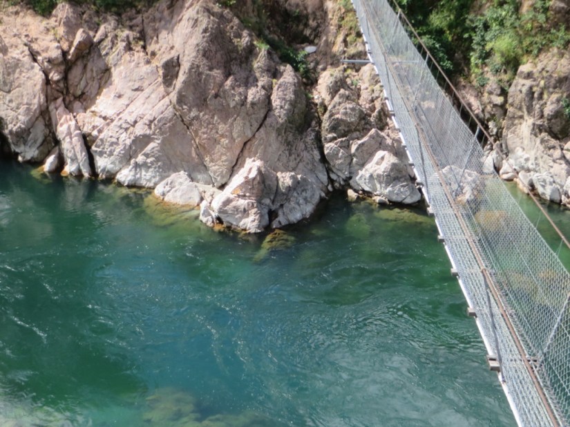 D0573C27-A3CC-4564-95E6-62560FAFA613