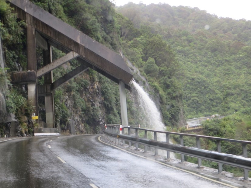 DF0DB6EF-9D76-4535-AB4C-60161892113B