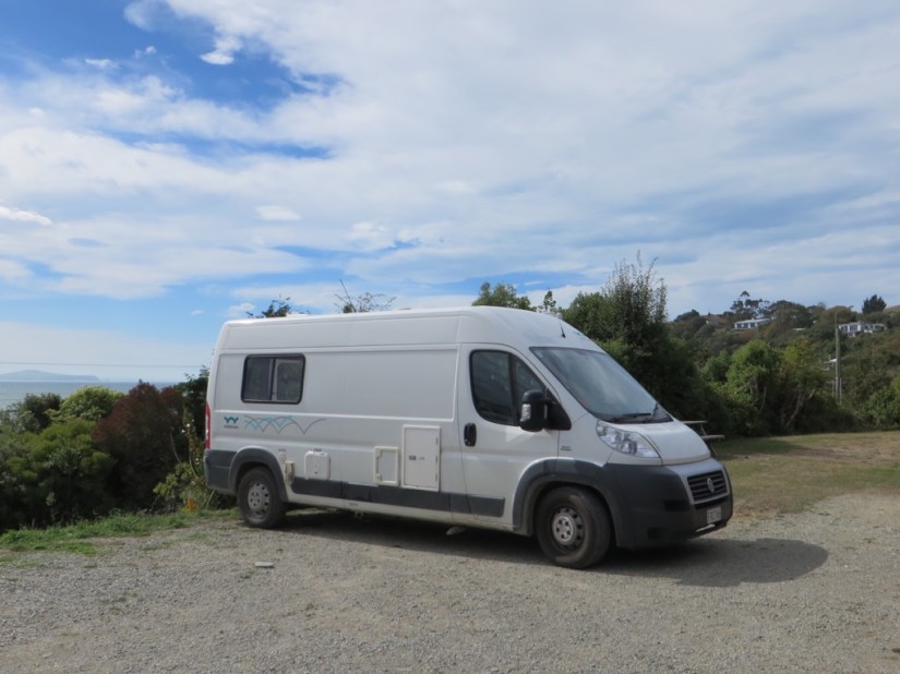 E66B6A63-B4BD-48DD-B64A-1634A320C038