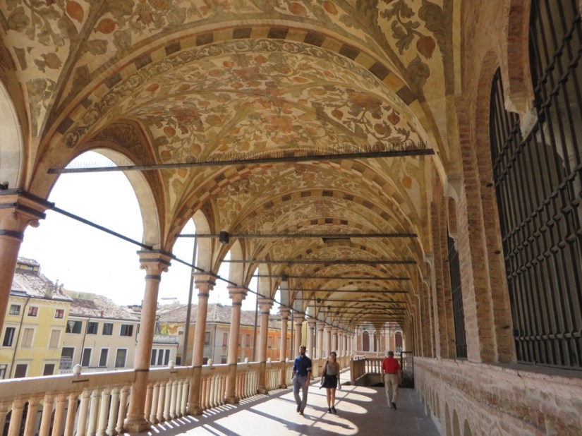 1F1E1D51-F98E-4324-80B0-5416F34C9073