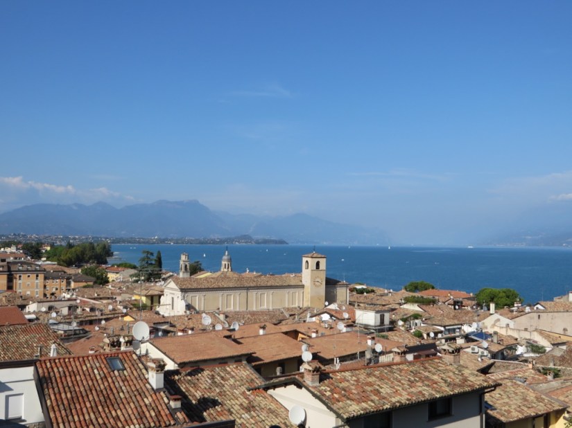 723122AF-D0BB-45AA-85CC-5E991F989998