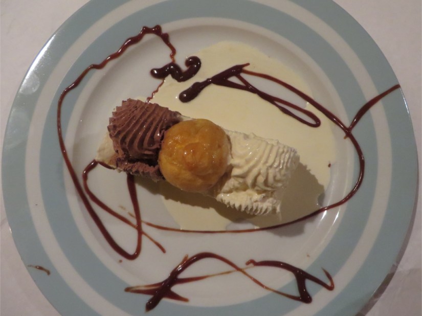 46F8C2FE-0B4B-4BE7-BAF5-19806DEE7B9D