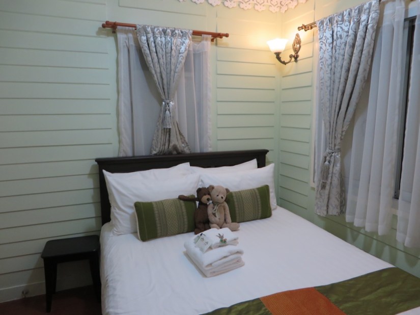 0E0F0C57-F8BB-4F09-BA10-E36F43DBAEAA