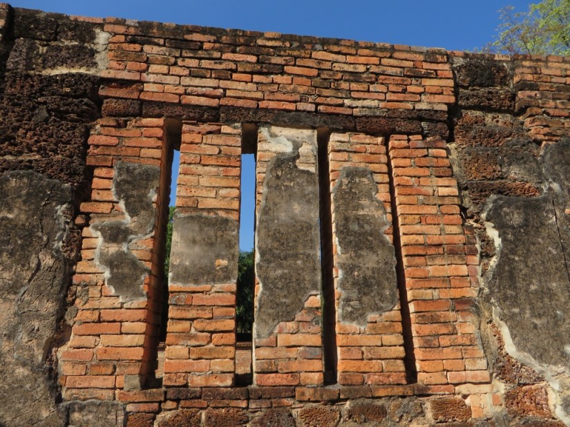 5AD71F33-2802-459E-A23C-14BE413FAE1A