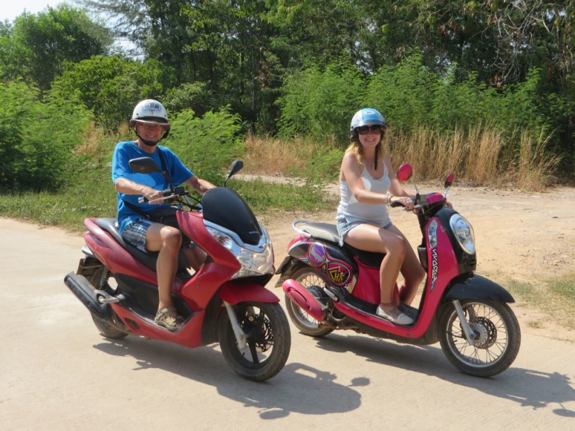 1B423A2E-770C-4C33-B649-CB53F80B36C4