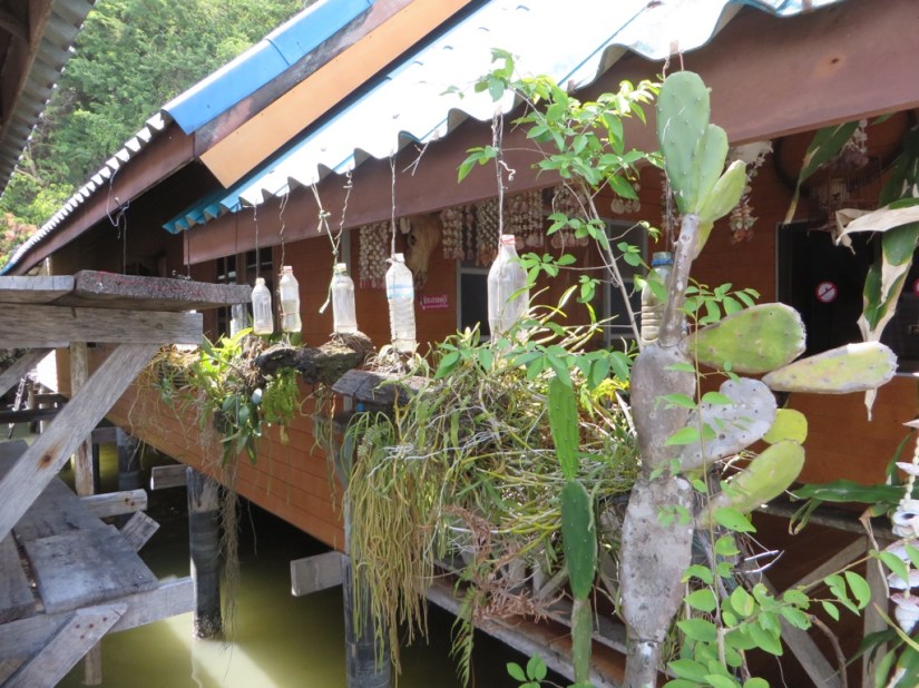 584F19BD-FFD5-4A11-A193-E7FE165F6B18