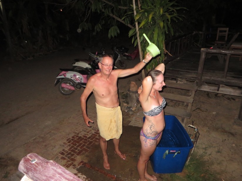 AC6A7AC4-00FE-4D6B-8690-F9CBBF6CA013