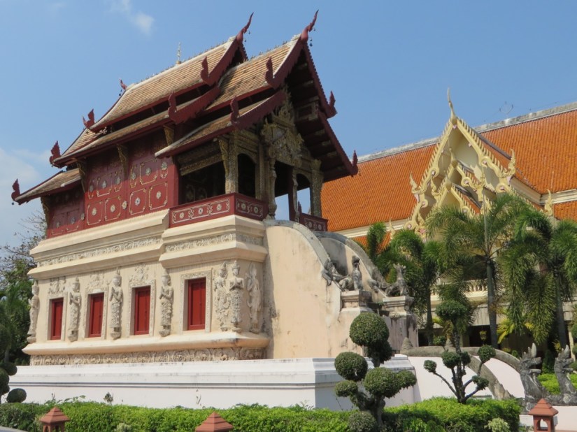 C59B74B5-4FB8-474F-96FA-B6E99F58CA2D