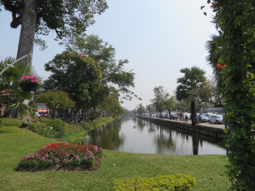 EB165689-6EA4-4590-8959-240501A6930D