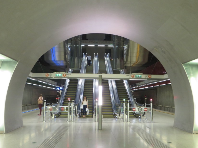 1D398AE9-66D8-4349-973C-94CBEAE50186