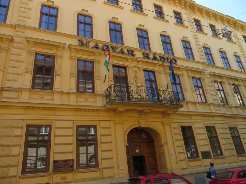 28A40881-BFE6-491E-9773-8C951632AE5D