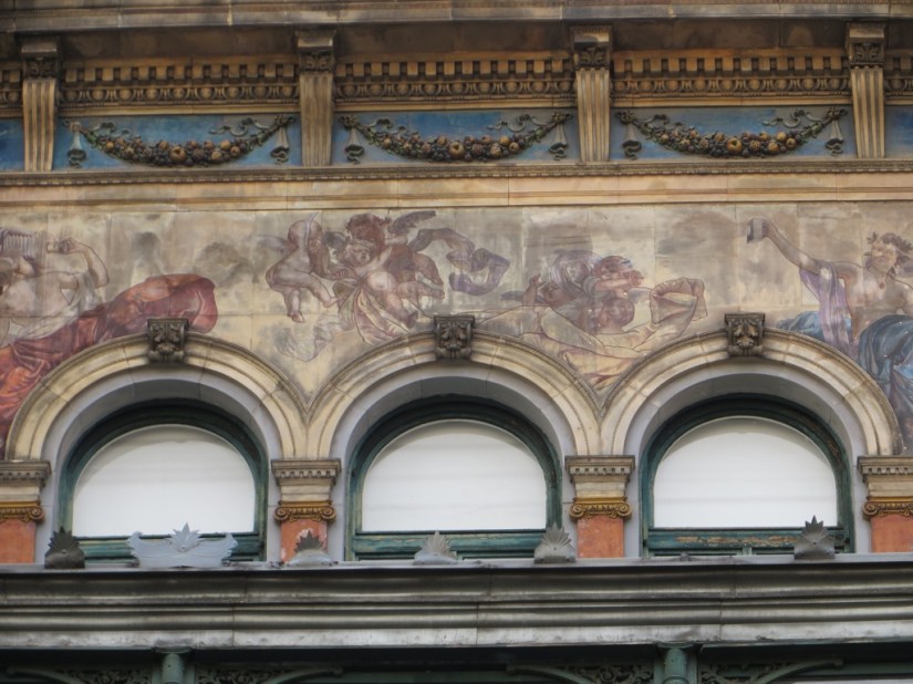 4D1D1F2B-9A86-4C47-9DF7-050AA1221F89