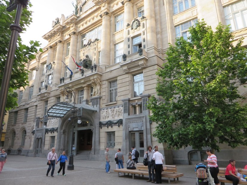 6591133B-4542-4D42-B98B-9A819CCCCBD6