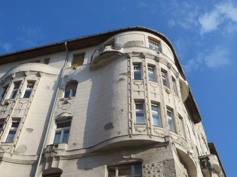 67ED45B4-F6C0-4218-B568-2B4119641748