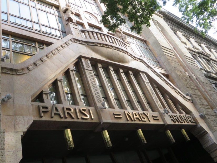 6B015D86-ADE4-4412-99C6-CBE6E682AE43