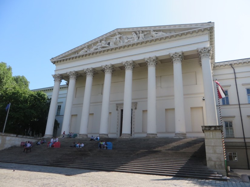 DC4AB69F-7854-423F-82CB-03EAC836D53C