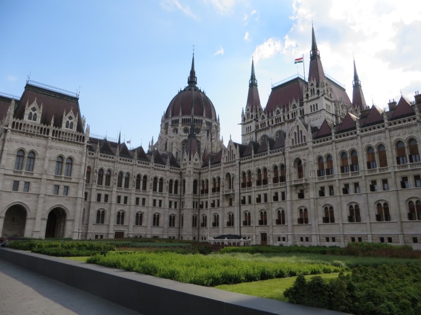 file-35BC23BD-8FC7-42A0-B582-7A7F5D7F9B75-434-0000002F33BA5BB3