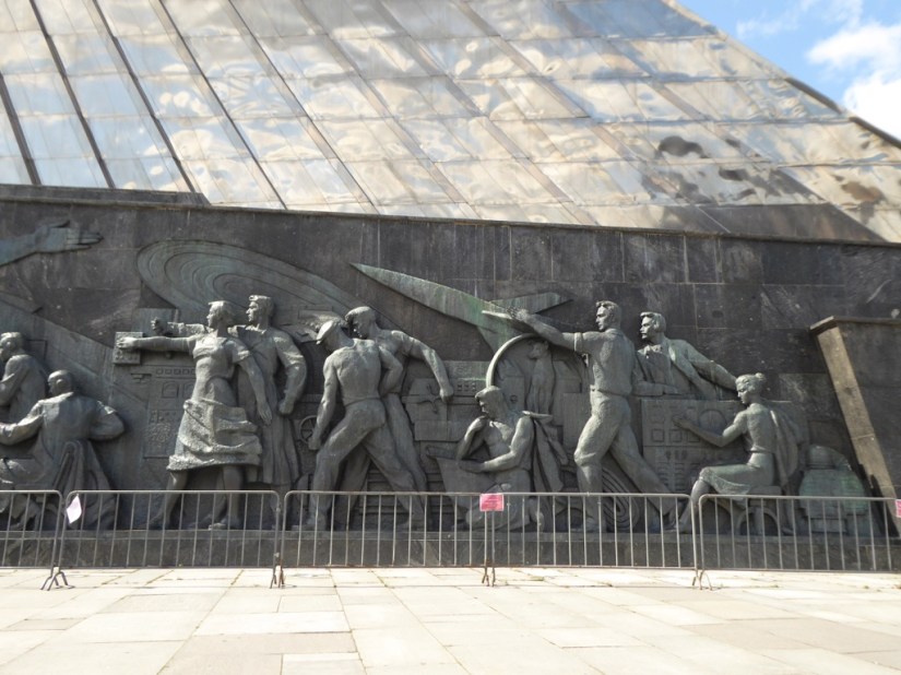 file-1774C6F3-EE99-4129-8D83-B5564CB1D35D-710-0000008997DCF491