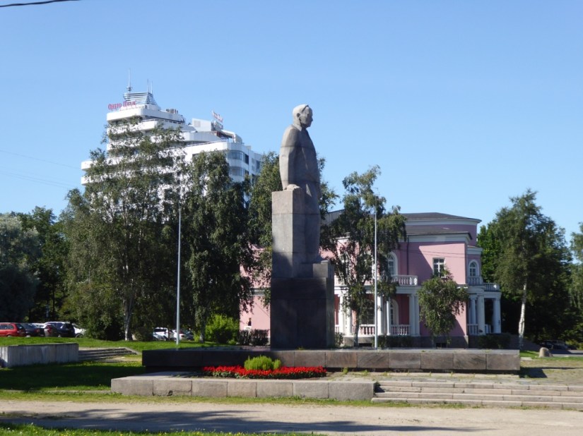 file-8A039FB1-9F39-42C2-B9E1-3F11173C0DD7-410-00000049E12F9798