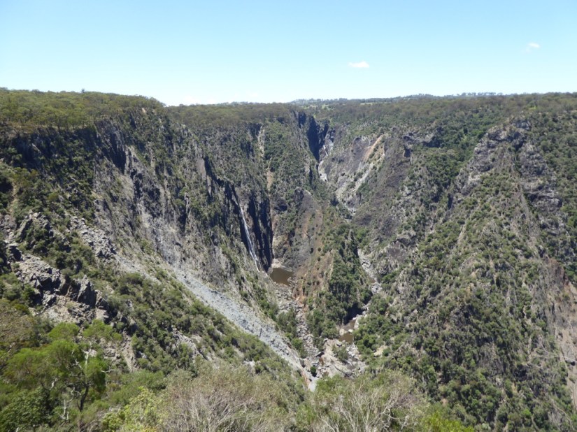 B8549D08-4AA0-4033-8221-54378B662298