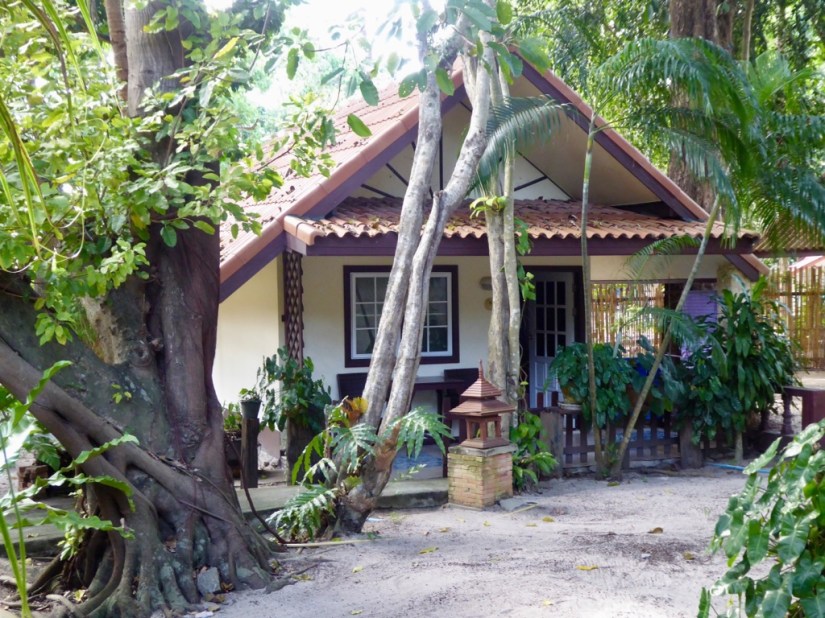 2E5DB542-114C-4F42-B4D7-6EACBDE92B84