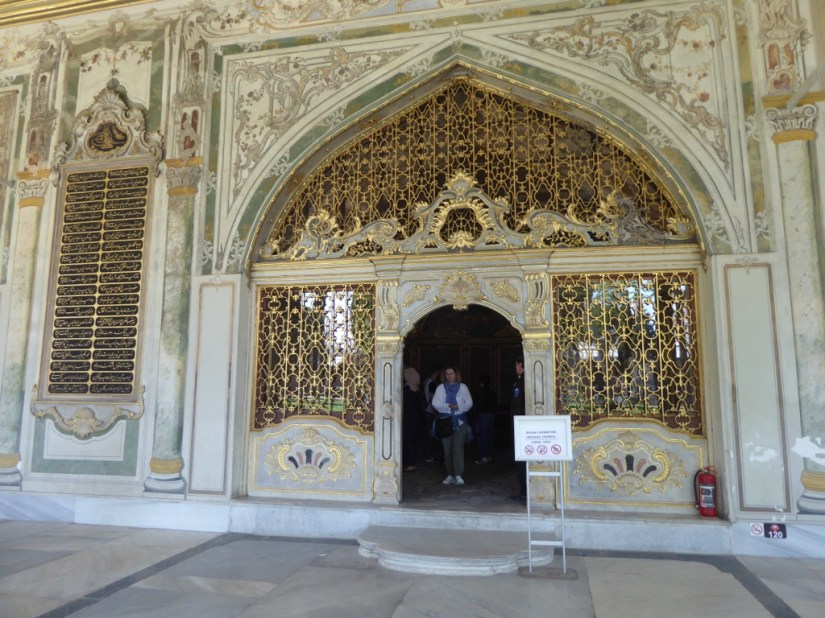 5812EC25-DAD9-4722-B41C-DBB48A64DC32