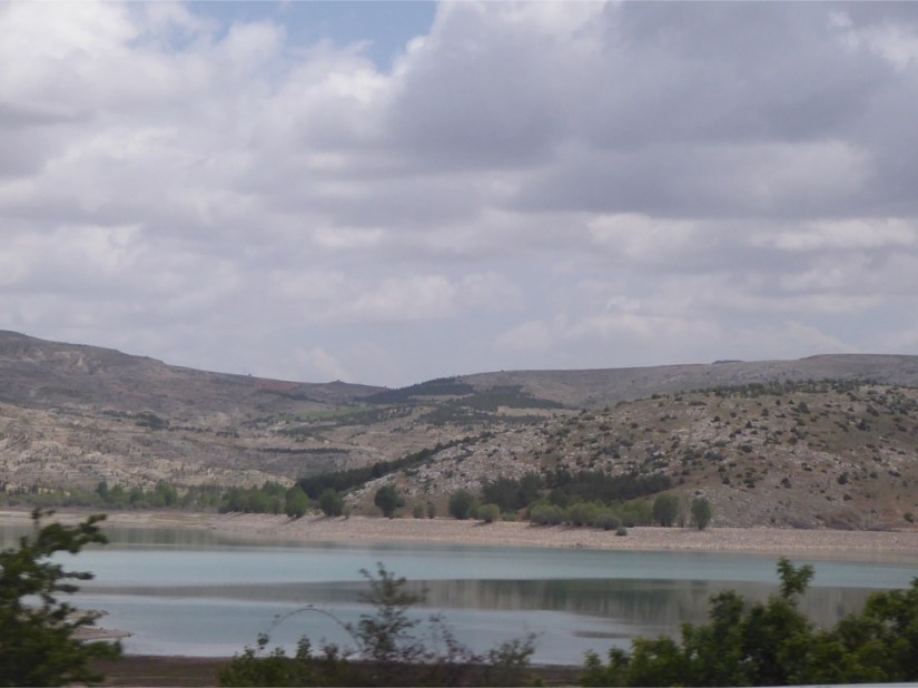 C06BF2E8-8674-411F-9DA5-E54230251123